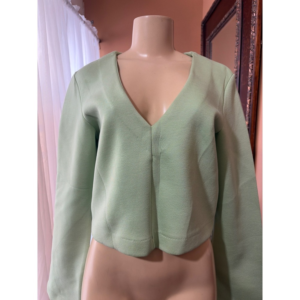 Weekday Sage Green‎ Cropped Long Sleeve V-Neck Top Small Structured Minimalist